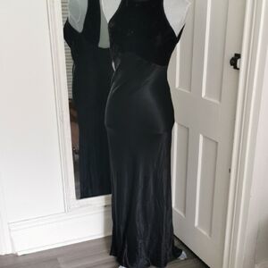 Vintage 90s Y2K black velvet & satin halter satin slip maxi dress gown. Size 5/6